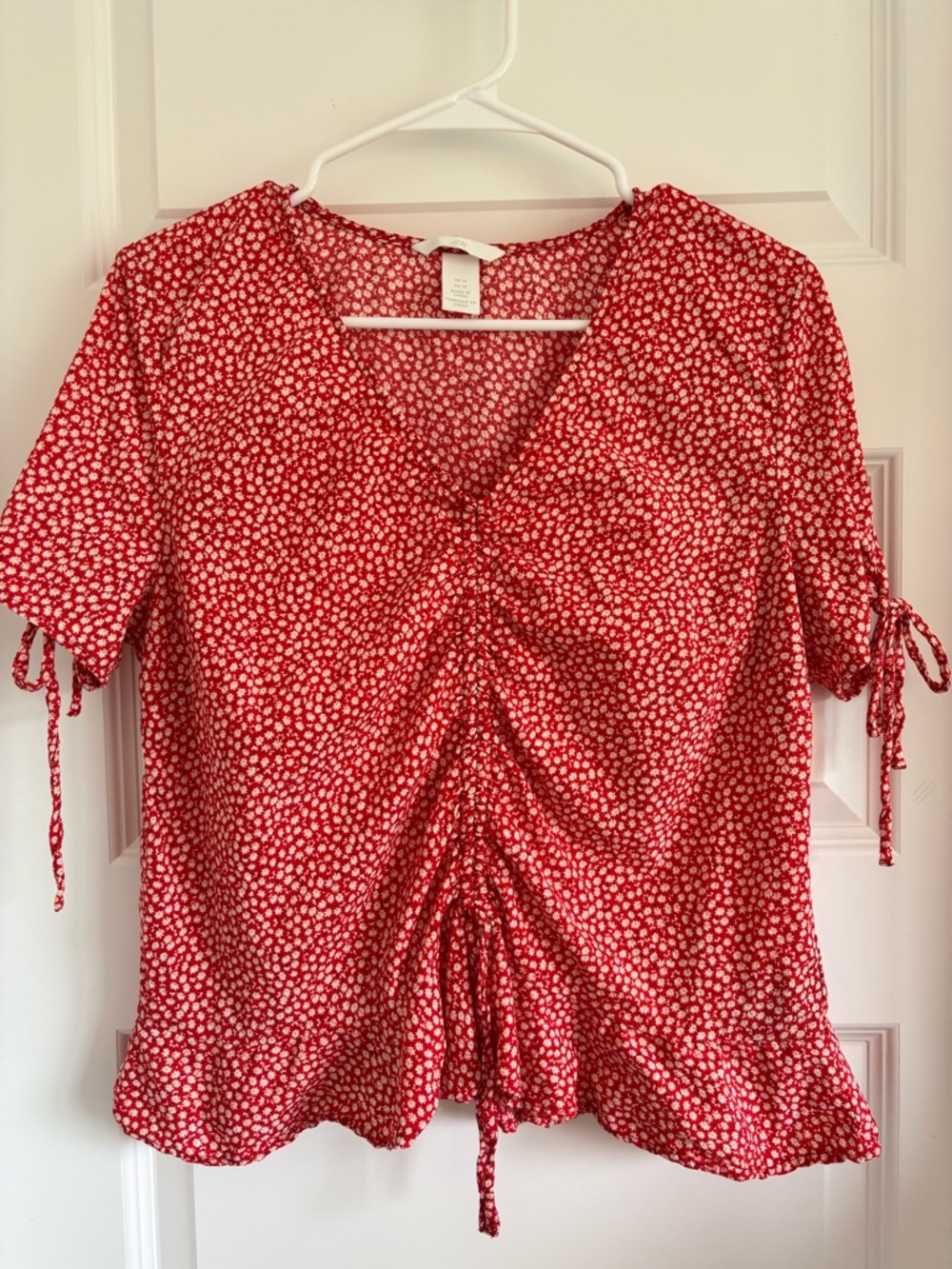 H&M Red/Orange Floral Dot Short Sleeve Blouse